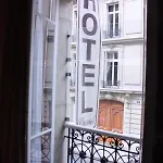 Otel Le Petit Chomel 3*