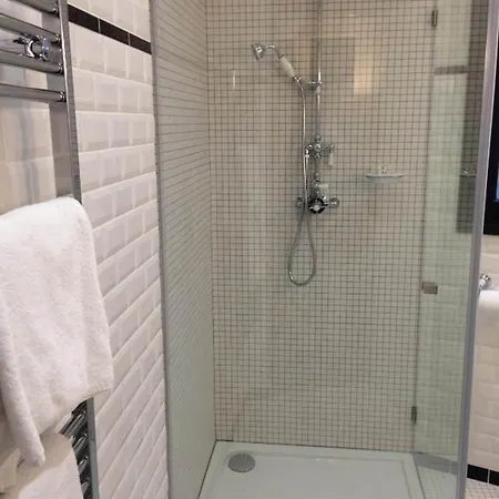 Hotel Le Petit Chomel Paris