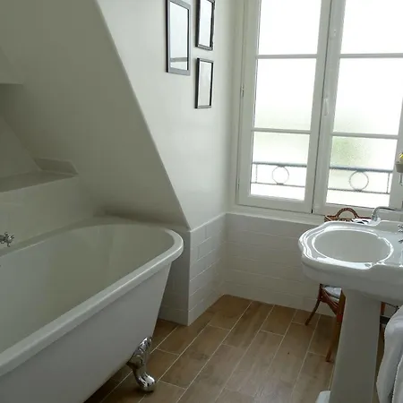 Le Petit Chomel Hotel Paris