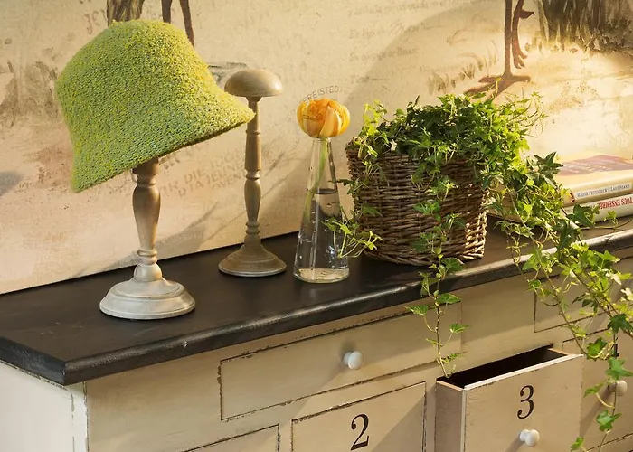 Le Petit Chomel 3* パリ