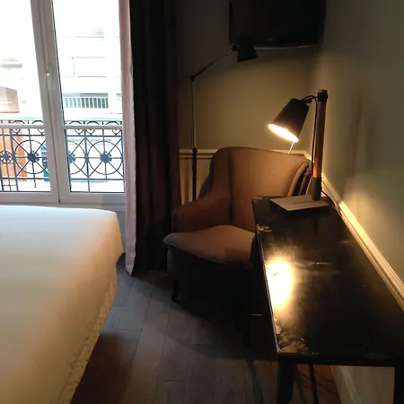 Hotel Le Petit Chomel