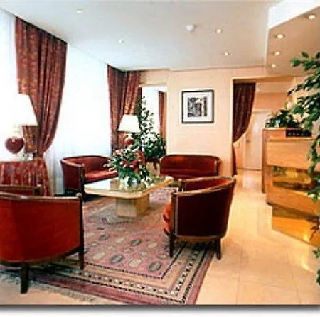 Hotel Le Petit Chomel